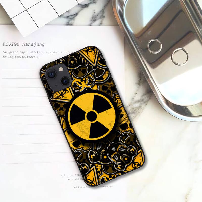 Чехол для телефона с противогазом опасной радиационной зоны для iPhone 11 12 Mini 13 14 15 Pro XS Max X Plus SE XR Shell
