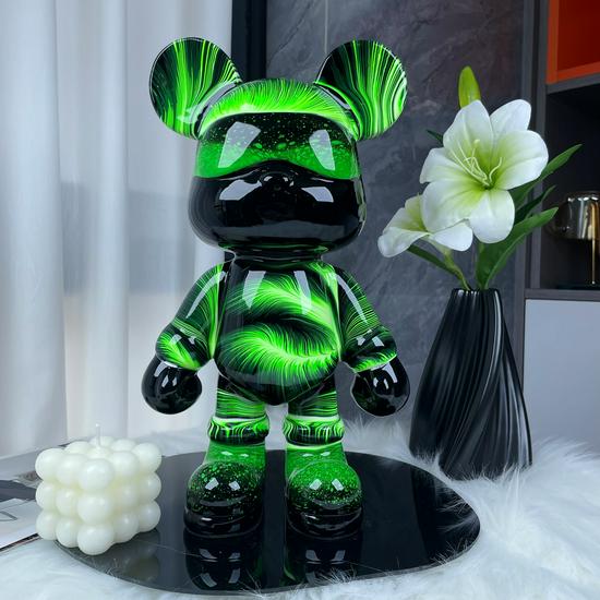 Роскошный декоративный ТВ- и винный шкаф в тематике медведей с акцентами в виде кошек и цветов