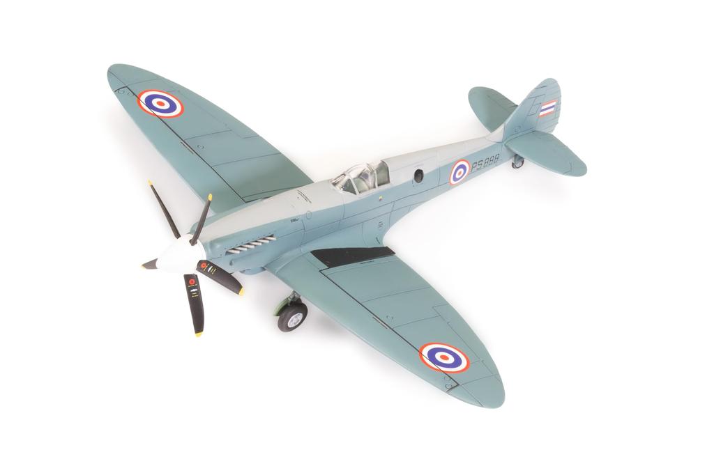 Пластиковая модель Airfix Supermarine Spitfire 1/72 PR.XIX X-2017B (Самолет)