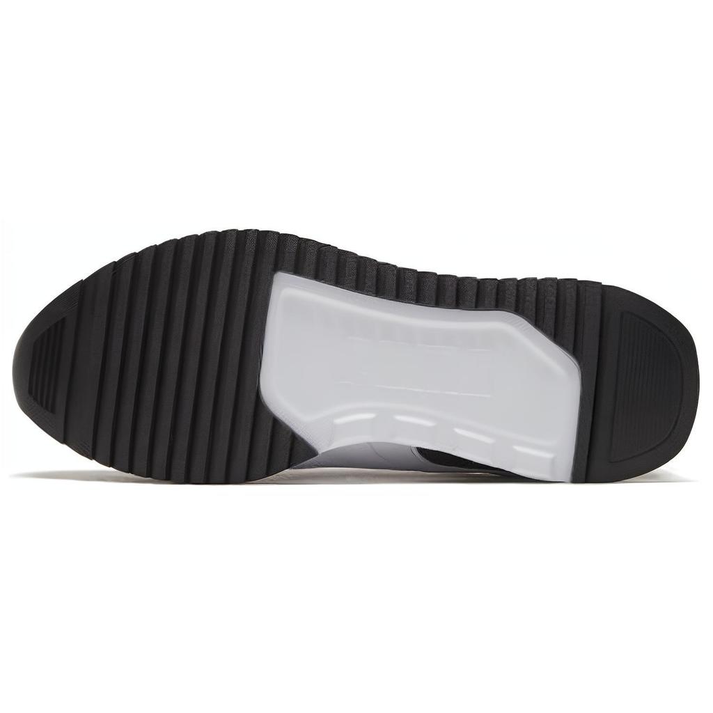 Новые PUMA R78 'Черно-белые' 373117-01