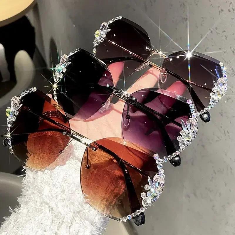 Vintage Rimless Rhinestone Sunglasses Fashion Brand Designer Sunglasses Fashion Retro Cutting Lens Gradient Sun Glasses