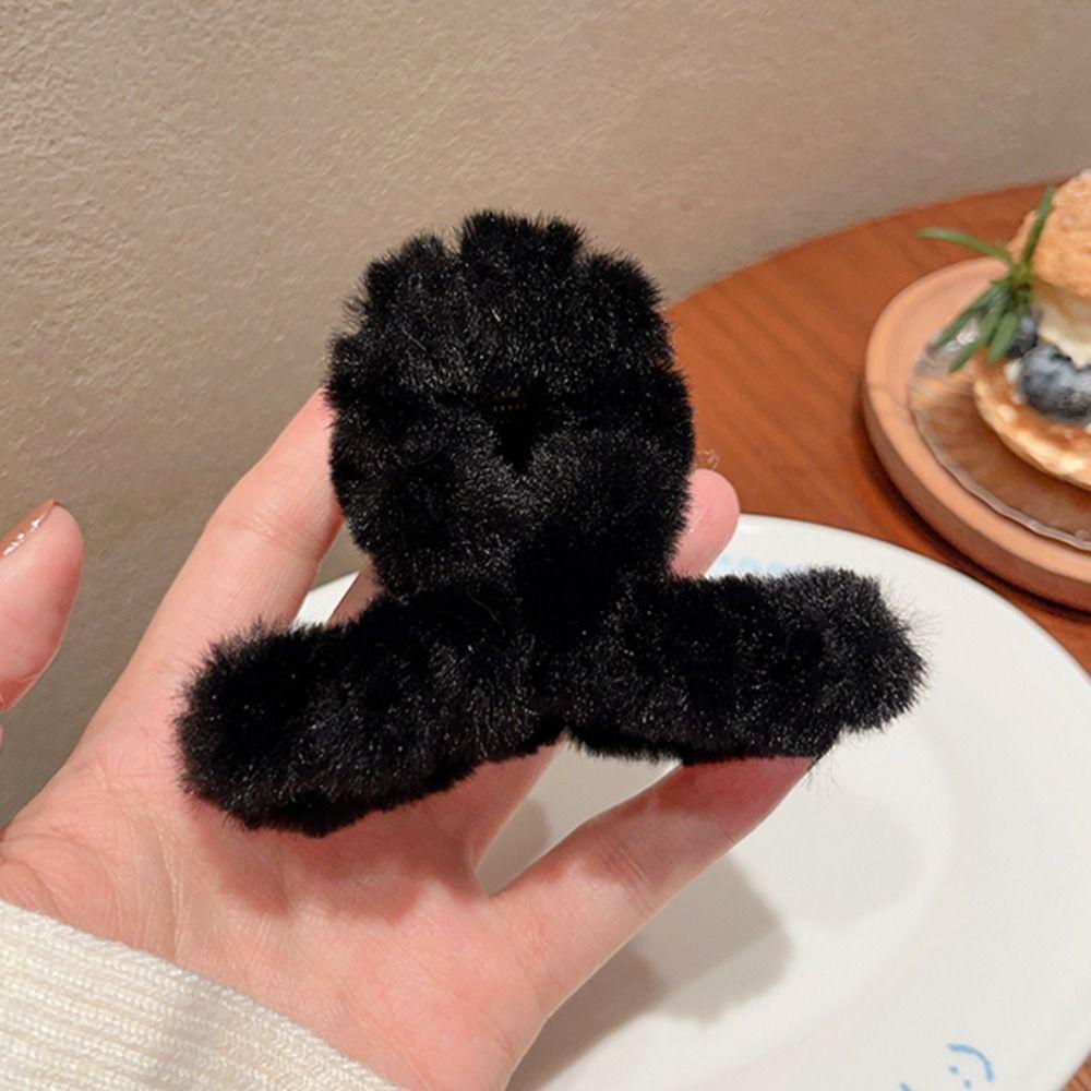 Faux Fur Hair Claw Fluffy Hair Barrettes Hairpins Crab Headwear Autumn