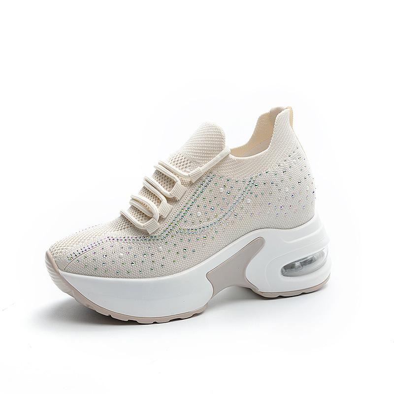 Женская обувь с увеличением внутренней высоты, сетчатая поверхность, дышащая, полая, для отдыха, спортивная, весенняя, легкая, белая обувь, толстая подошва