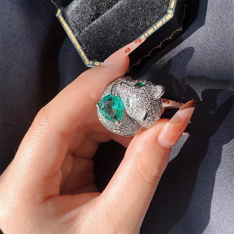 Изящное серебряное кольцо-гвоздик с головой леопарда и зелеными глазами для женщин, микро-паве с камнями CZ, классические серьги с животными, ювелирные изделия