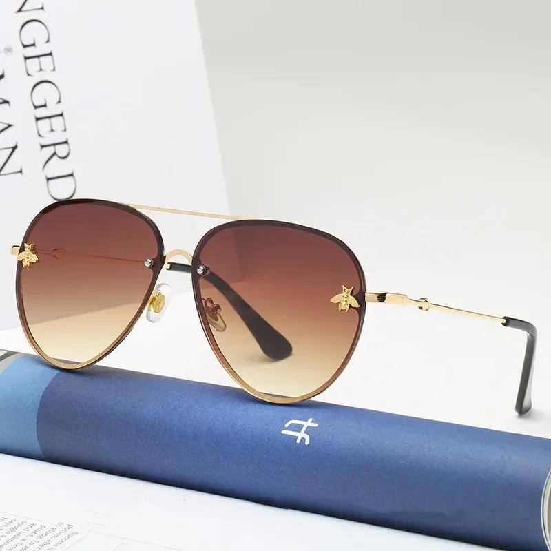 Luxury Brand Designer Female Rimless Sunglasses Aviation Woman Sun Glasses Gradient Shades Little Bee Lens Ladies UV400 Ray