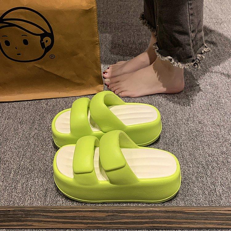 2024 Лето Новые женские тапочки Парные пляжные кожаные тапочки Мягкие толстые подошвы Шлепанцы Туфли на платформе Плоский каблук Тапочки Повседневные Сан