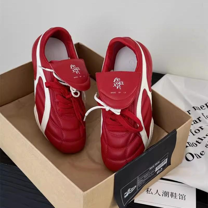 Мягкая коровья кожа~ Обувь Dexun женская 2025 новая ретро на плоской подошве обувь Форреста Гампа шлепанцы повседневная спортивная обувь белая обувь тренд