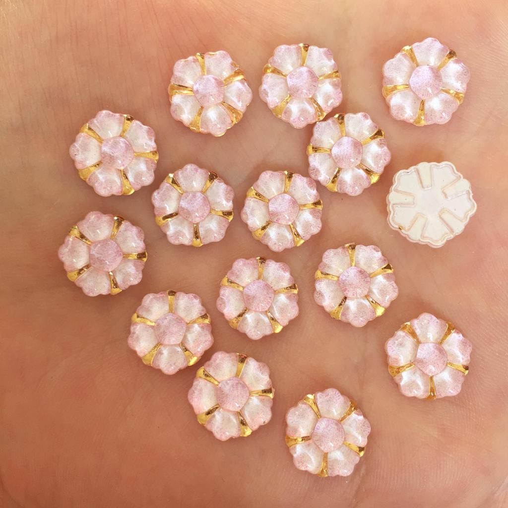 Яркие красивые бусины цветочки для поделок