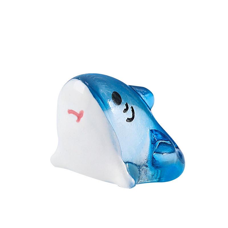 Cute And Playful Resin Shark Miniatures For Fairy Garden Or Aquarium Decorations