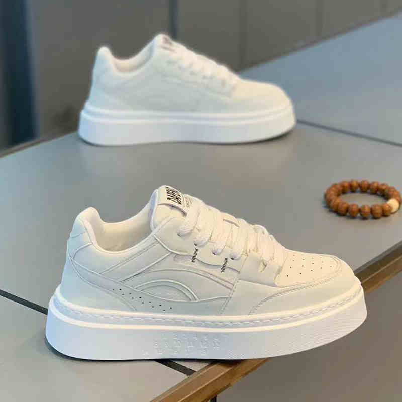 New Men's Classic Fashion Low Top Thick Sole Skateboarding Shoes Comfortable Soft Sole Basketball Sneakers