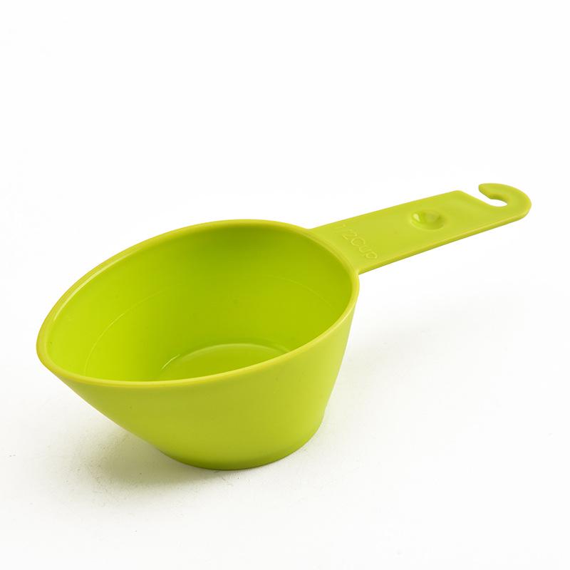 Набор из 4 пластиковых мерных ложек для выпечки со шкалой