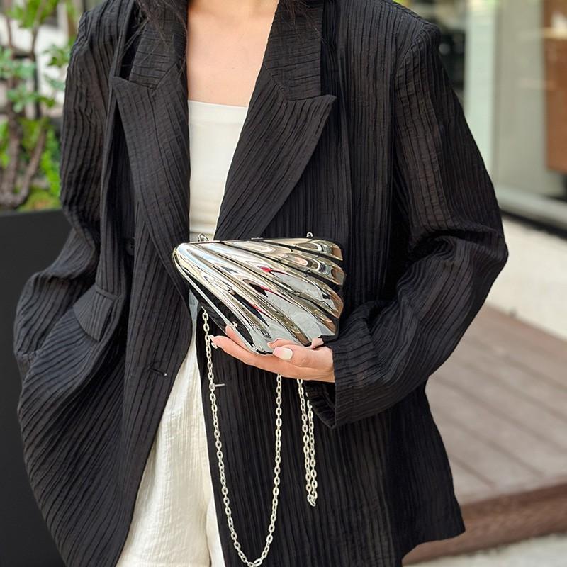 Персонализированная и креативная маленькая сумка-ракушка женская 2025 новая трендовая корейская версия акриловая сумка-мессенджер сумка-цепочка для девушки