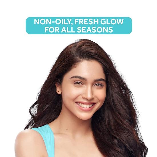 POND'S Легкий увлажняющий крем для лица 200 мл|| Ежедневный легкий нежирный крем с витамином Е для мягкой сияющей кожи|| SPF 15 - с витамином С и ниацинамидом