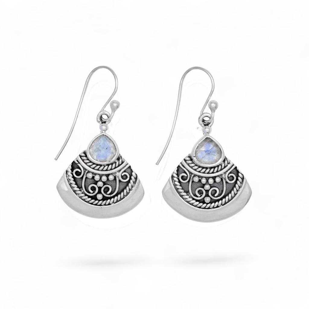 Oxidized Sterling Silver Garnet Dangle Earrings: Vintage Style