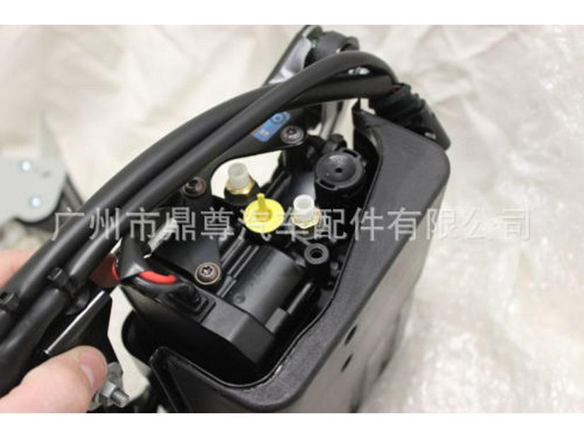 Насос для подкачки шин Porsche Panamera