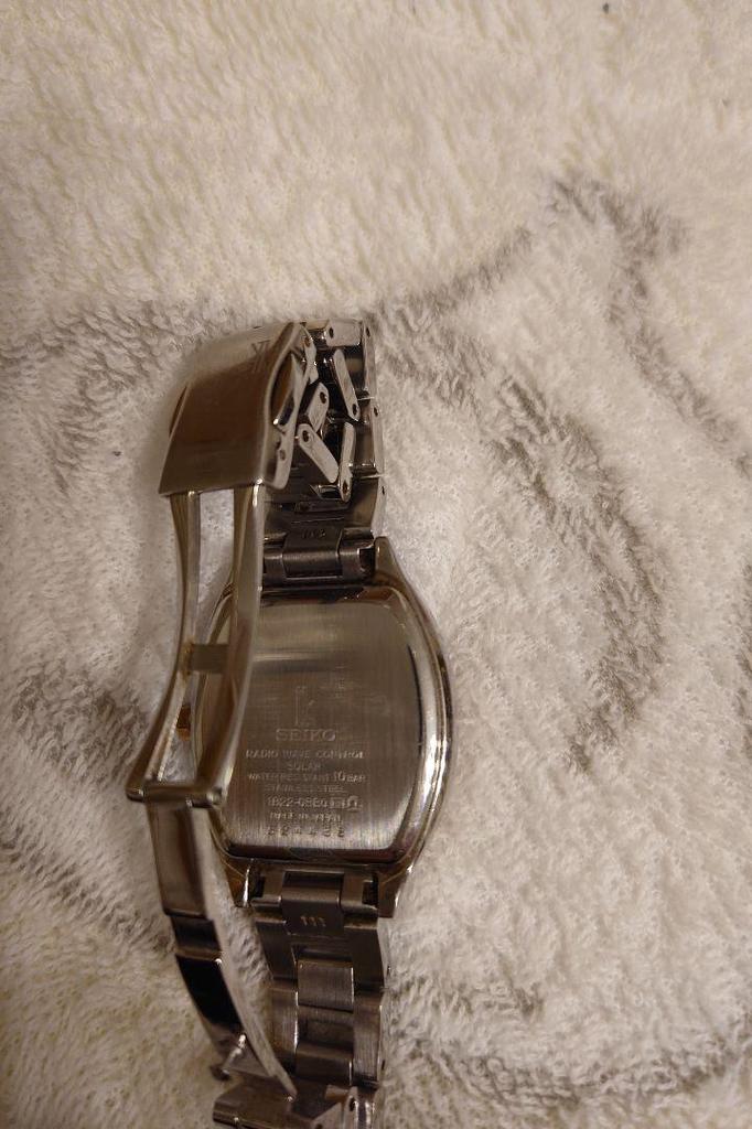 [USED] Working SEIKO LUKIA Women's Radio-controlled Solar Watch
