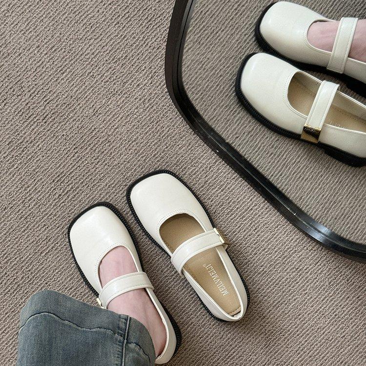 French Retro Shallow Mouth Single Shoes Women's 2025 Summer New Soft-soled Square Head Small Leather Shoes with Skirts Mary Jane Women's Shoes