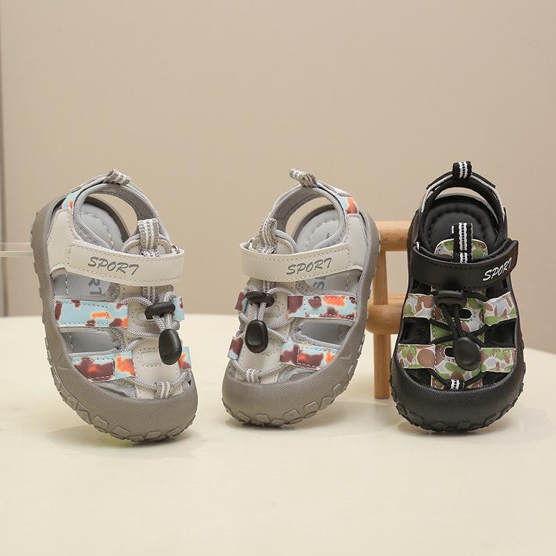 Korean Style Summer Shoes for Boys Girls Camouflage Printed Fashion Beach Shoes Child Ergonomics Student Vacation Sandals I04272