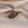 Diamond-encrusted Sun Hat Brooch, High-end, Light Luxury, Retro Women's Alloy Brooch, Versatile Pin