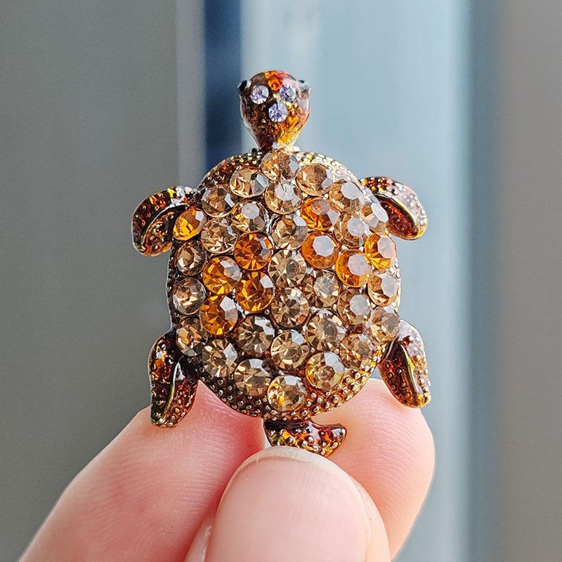 Vintage Rhinestone Cute Cartoon Turtle Animal Brooches For Women Men Coat Clothing Accessories Brooch Pins Party Jewelry Gifts