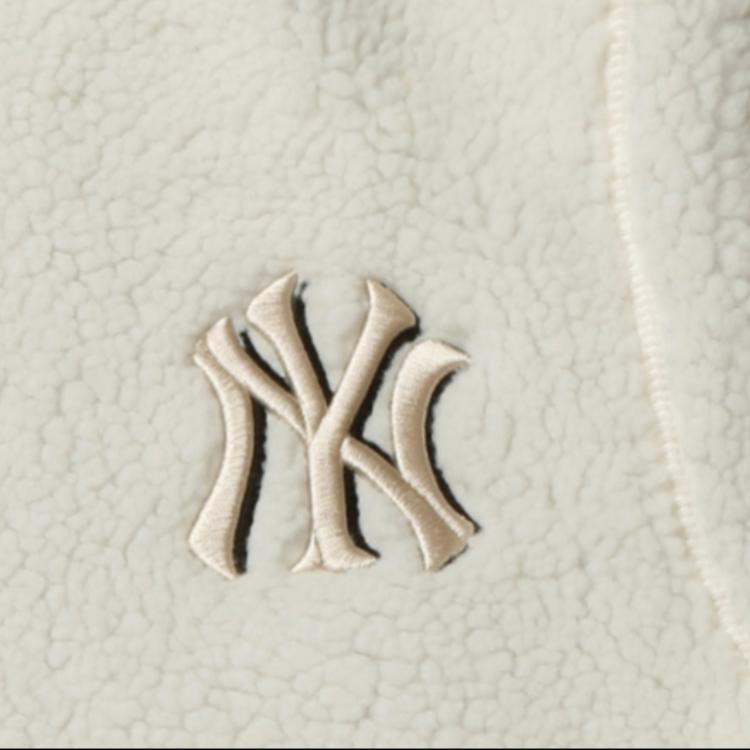 Новые велюровые куртки MLB New York Yankees Унисекс Цвет: Слоновая кость Белый 31JPF2061-50I