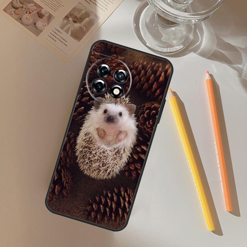Cute Little Hedgehog Funda For OnePlus 12R 13 12 R 11 9 10 Pro 8T 9RT 10T OnePlus Nord 4 CE 2 3 Lite N20 N30 Case