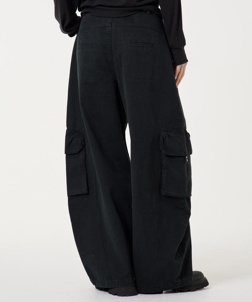 UNKNOWN PLANET Curved Cargo Cotton Pants Black