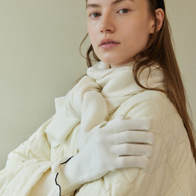 Atempo ШЕРСТЯНЫЕ ВЯЗАНЫЕ ПЕРЧАТКИ_слоновая кость