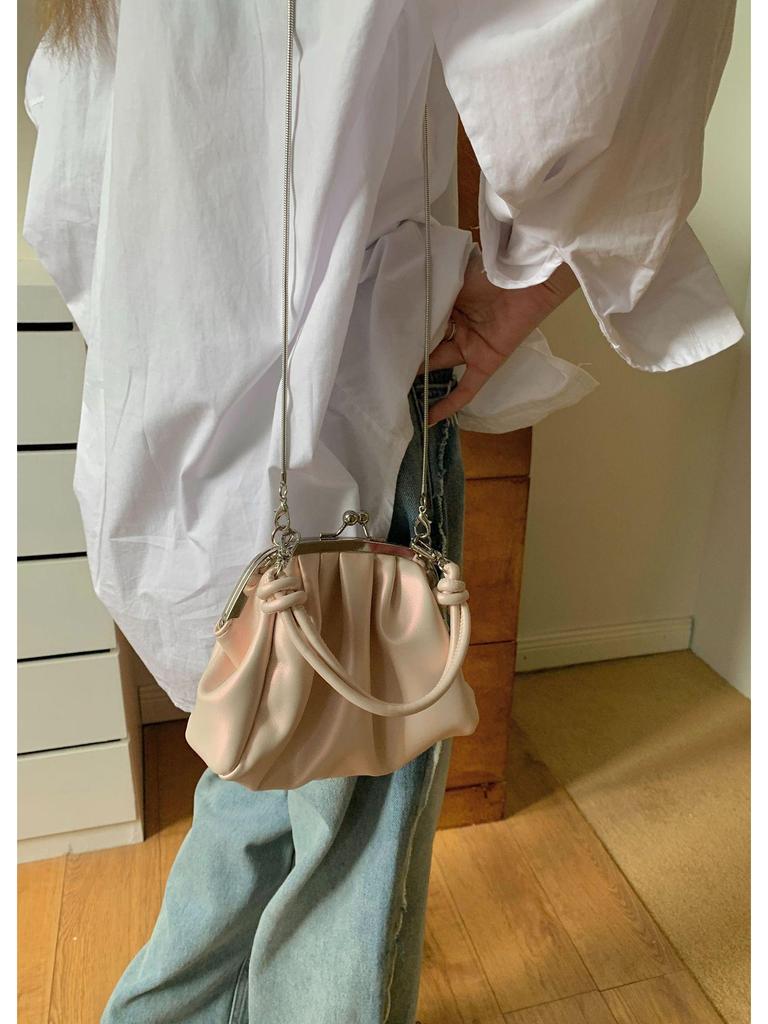 Высококачественный текстурированный плиссированный мешок для пельменей: Сумка-цепочка Sweet Girl Handheld через плечо