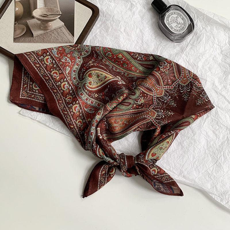 70 Double-sided Silk Scarf, Small Square Scarf, Scarf, White Rose Linen Silk Scarf, New High-end Scarf, Shawl Cover.