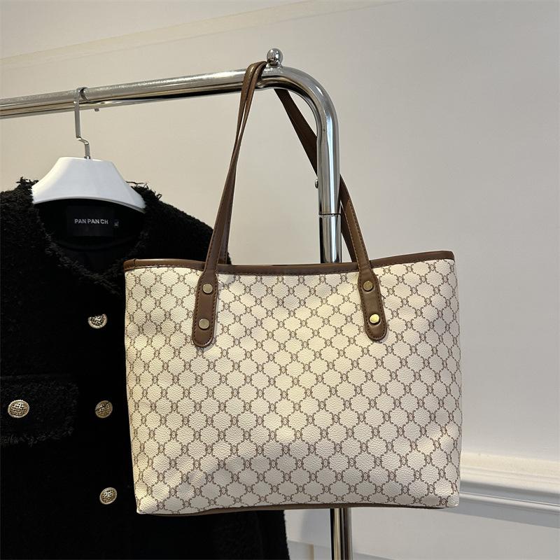 Premium Bag Women's 2025 New Fashion Versatile Portable Shoulder Bag Office Worker Commuting Large-capacity Tote Bag