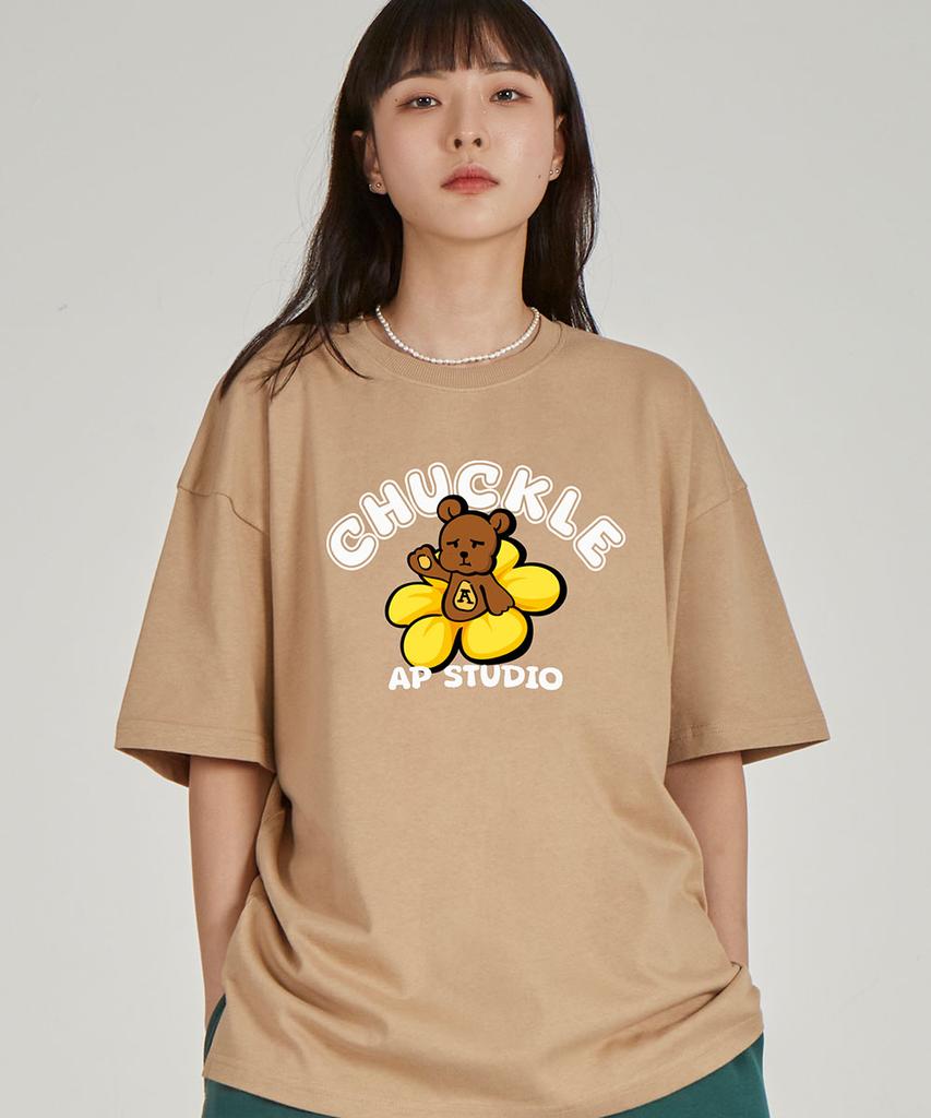 ASTRAL PROJECTION Front Chuckle Bear Round Neck 15-Count Cotton Short Sleeve T-Shirt_Beige