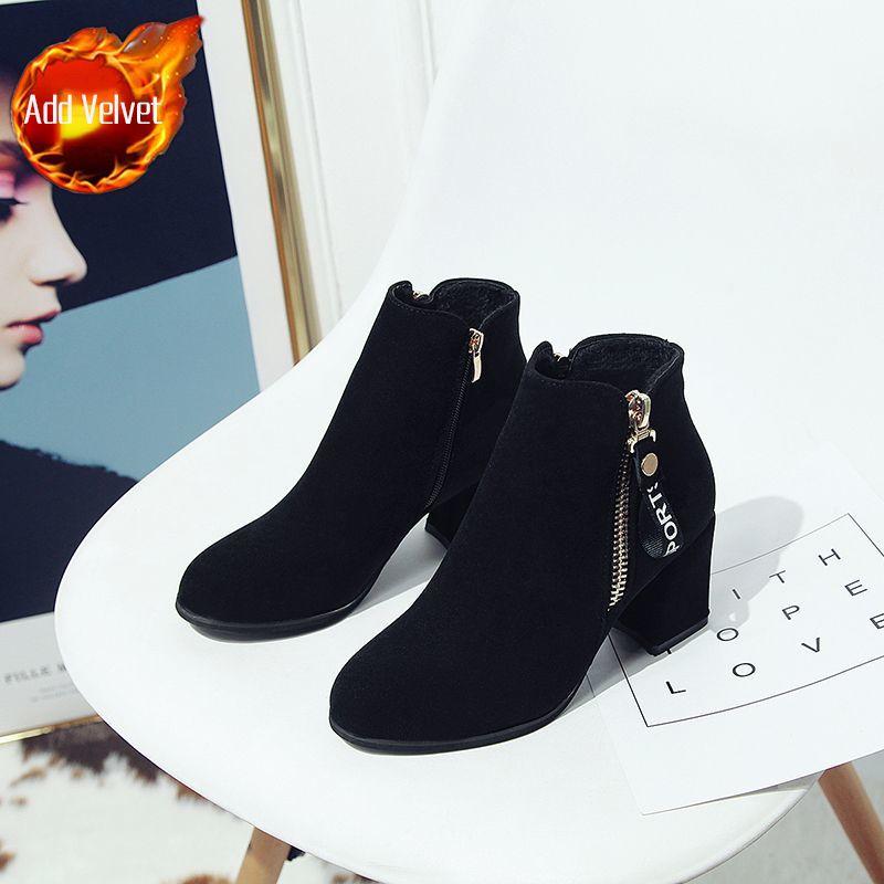 Женские ботильоны на каблуке Осень Зима Ботильоны с круглым носком Шикарная и элегантная мода 2025 Теплая женская короткая обувь по акции
