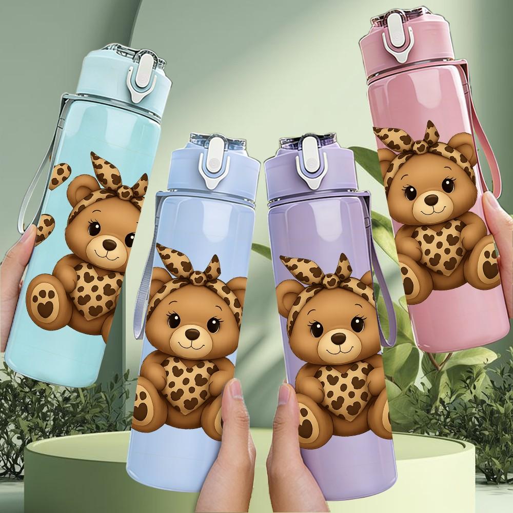 1PC Cute Brown Teddy Bear Art 750ml Color Plastic Sports Water Bottle Leakproof Flip Straw Lid Suitable for Sports Office Home Use