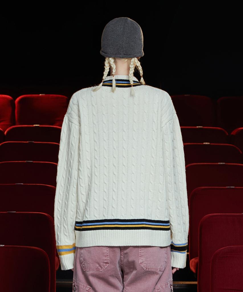 UNALLOYED Cable V-Neck Cricket Knit / Ivory