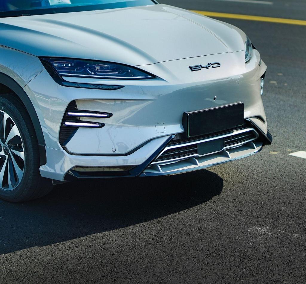 Compatible Roof and Tail Spoiler Kit for 23 BYD Song PLUS Models - Includes Rear Diffuser, Side Skirts, Front and Rear Lips.