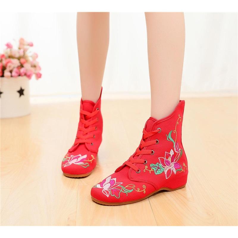 Embroidery Short Ankle Boots Warm Floral Design Low Heel Stylish Short Boots For Women Comfortable Daily Wear Fashion Footwear