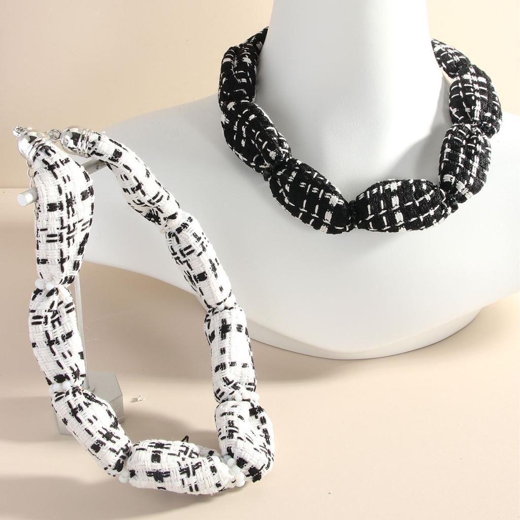 Модные ожерелья для женщин. Ювелирные изделия