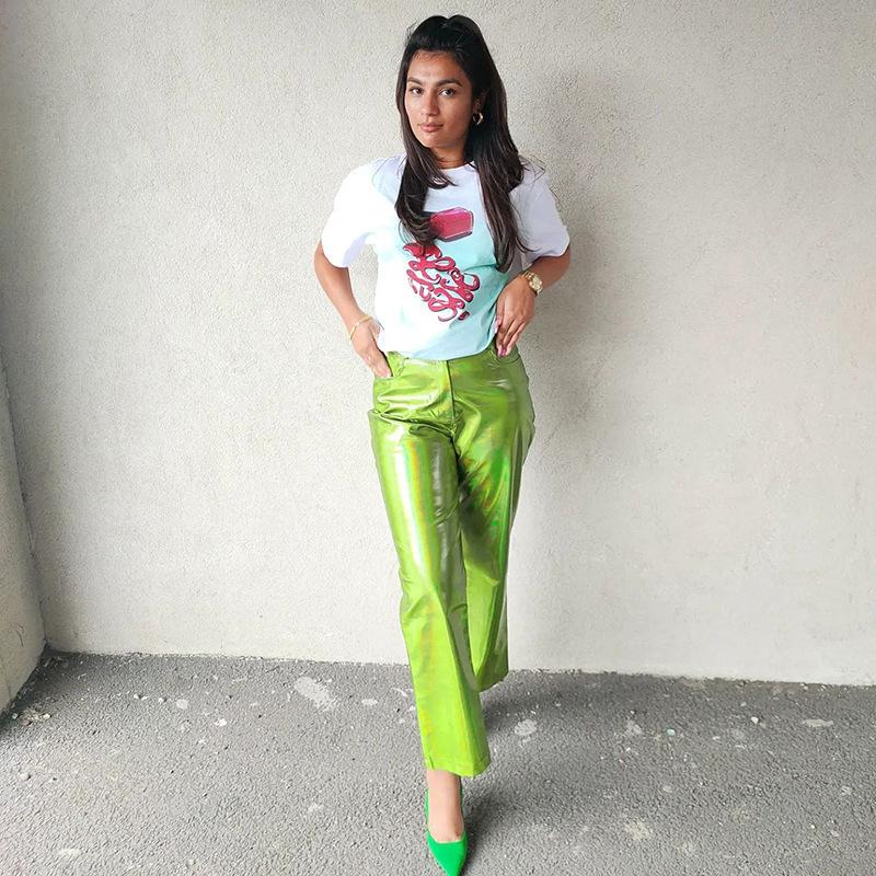 Женские брюки из искусственной кожи с высокой талией — мода осень/зима 2024 года, яркие цвета, повседневный стиль.