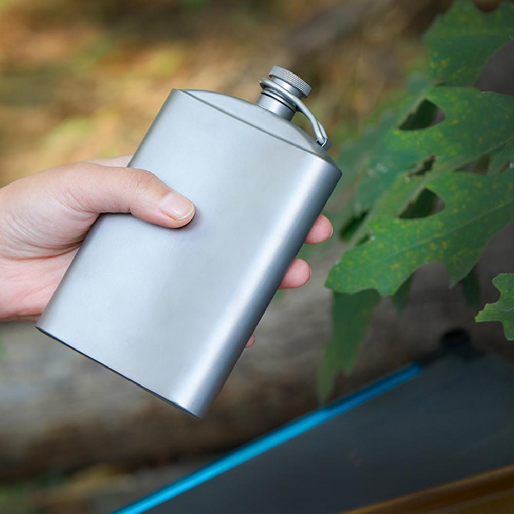 Lixada 260ml Leakproof Titanium Flask Alcohol Whisky Wine Flask with Cup Set for Outdoor Camping Backpacking Travel