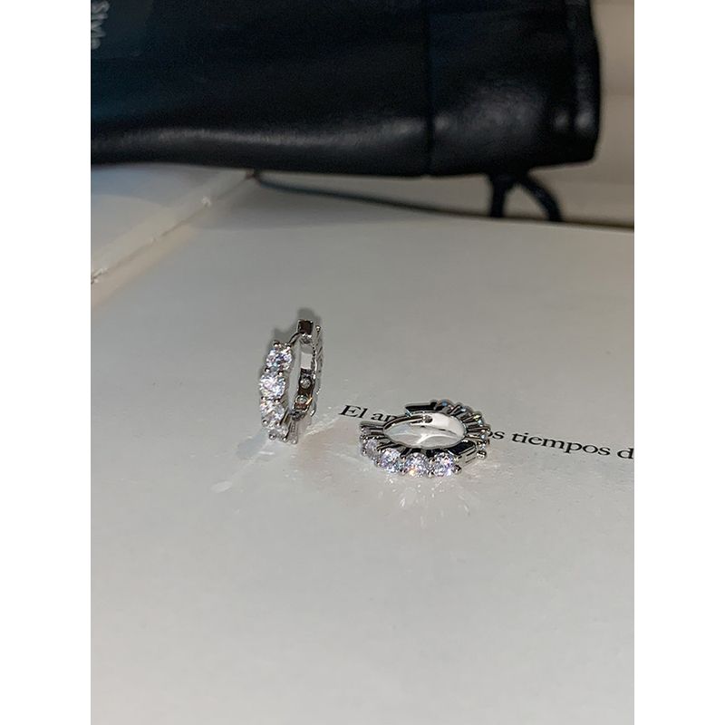 European and American Super Shiny Exquisite Small Gold and Silver Zircon Earrings for Women, Light Luxury Niche 2026 New Style Hoop Earrings