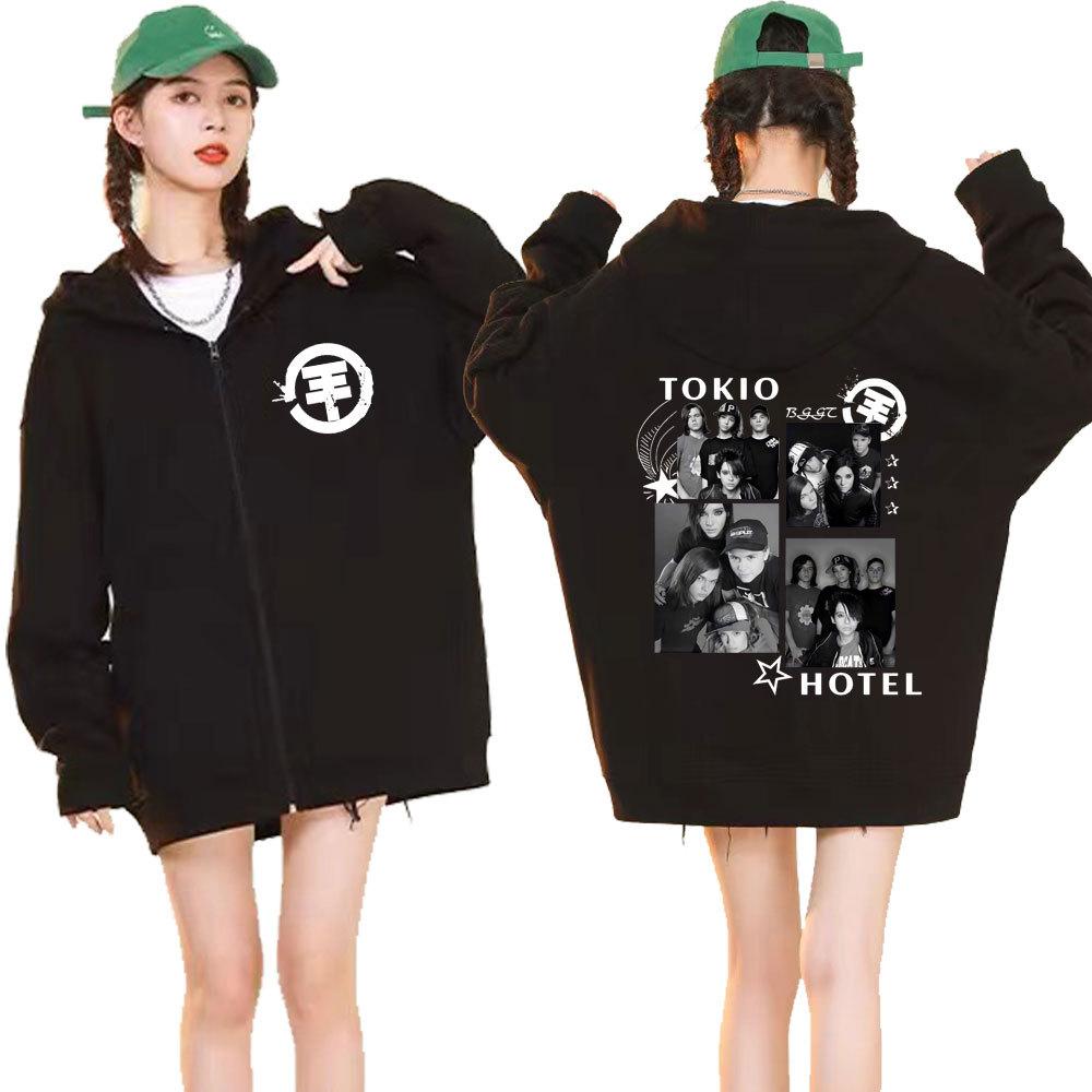 Панк-рок группа Tokio Hotel Тур Beyond The World Молния