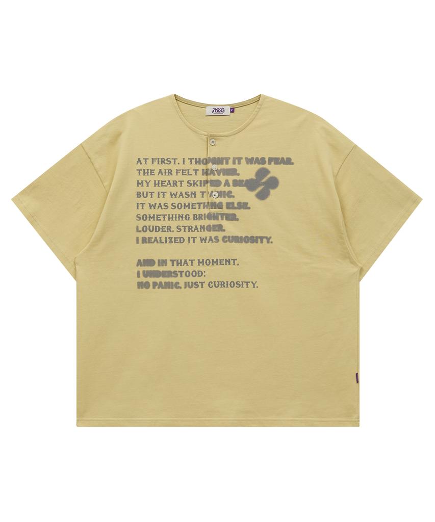 HOODHOOD Clover Typo Henley Neck Short Sleeve T-Shirt Light Yellow