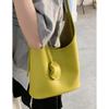 Korean Version of Casual Large-capacity Women's Armpit Bag Women's 2025 New Simple Bucket Bag Solid Color Soft Shoulder Bag