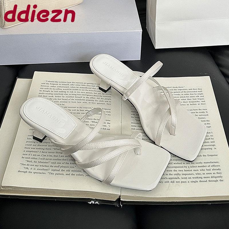 Мода Мода Квадратный Носок Женские Босоножки на Низком Каблуке Шлепанцы Обувь Неглубокие Женские Босоножки на Каблуке Тапочки Обувь Женские Шлепанцы Туфли-лодочки