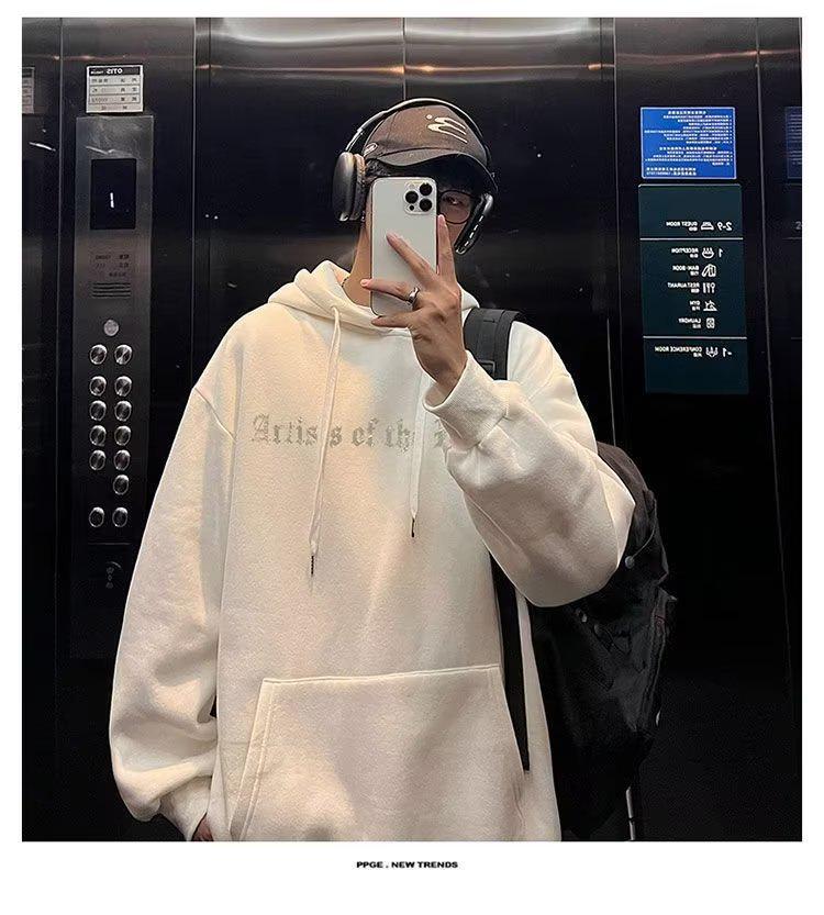 Men's Trendy American-Style Hooded Sweatshirt: Plus Velvet, Loose Fit, Casual Jacket for Teens - Ideal for Autumn and Winter.