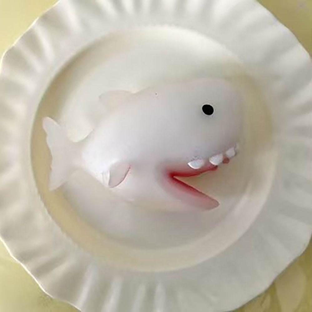 Decompression Design Color Changing Shark Toy Sunlight Sensitive Fidget Shark Toy For Children