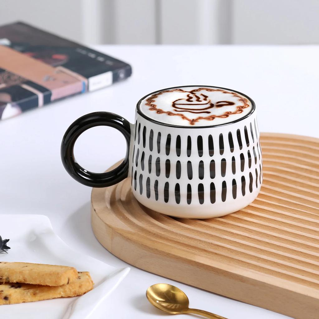 Подглазурные цветные черно-белые креативные керамические кружки в скандинавском стиле, ретро-чашка для кофе латте, простые чашки для послеобеденного чая, новые подарки