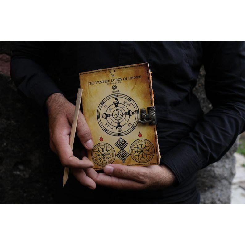 Handmade Leather Triquetra Valhalla Viking Vegvisir Journal For Traveling Sketchbook Blank Notebook For Men Women Birthday