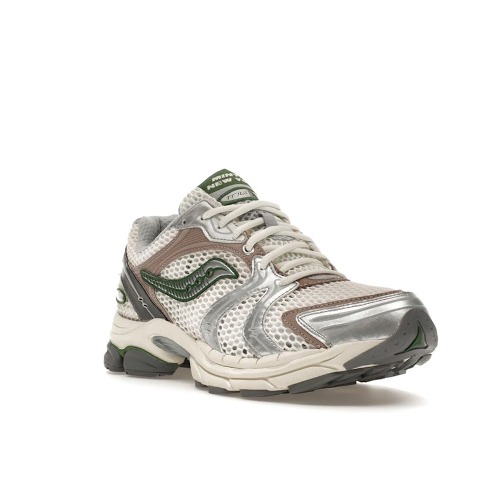 SAUCONY Minted New York X ProGrid Triumph 4 Cream Green Unisex Sneakers Brown S70865-1